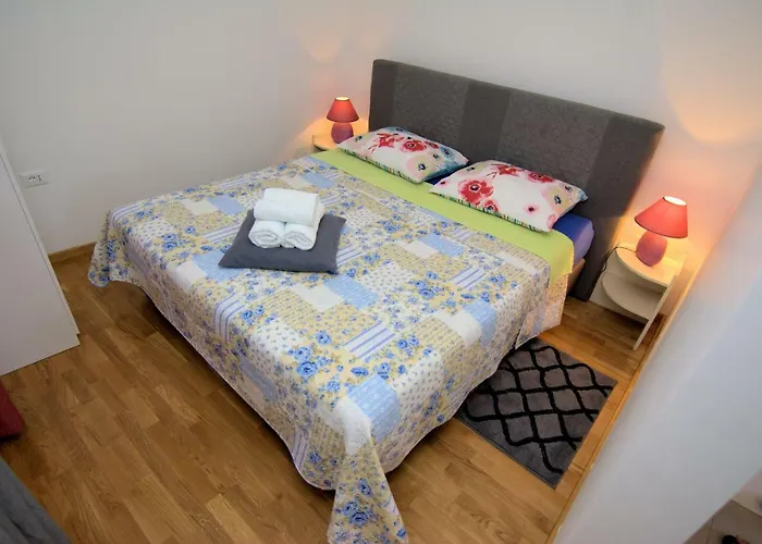 Krnic New Fiore Apartman *